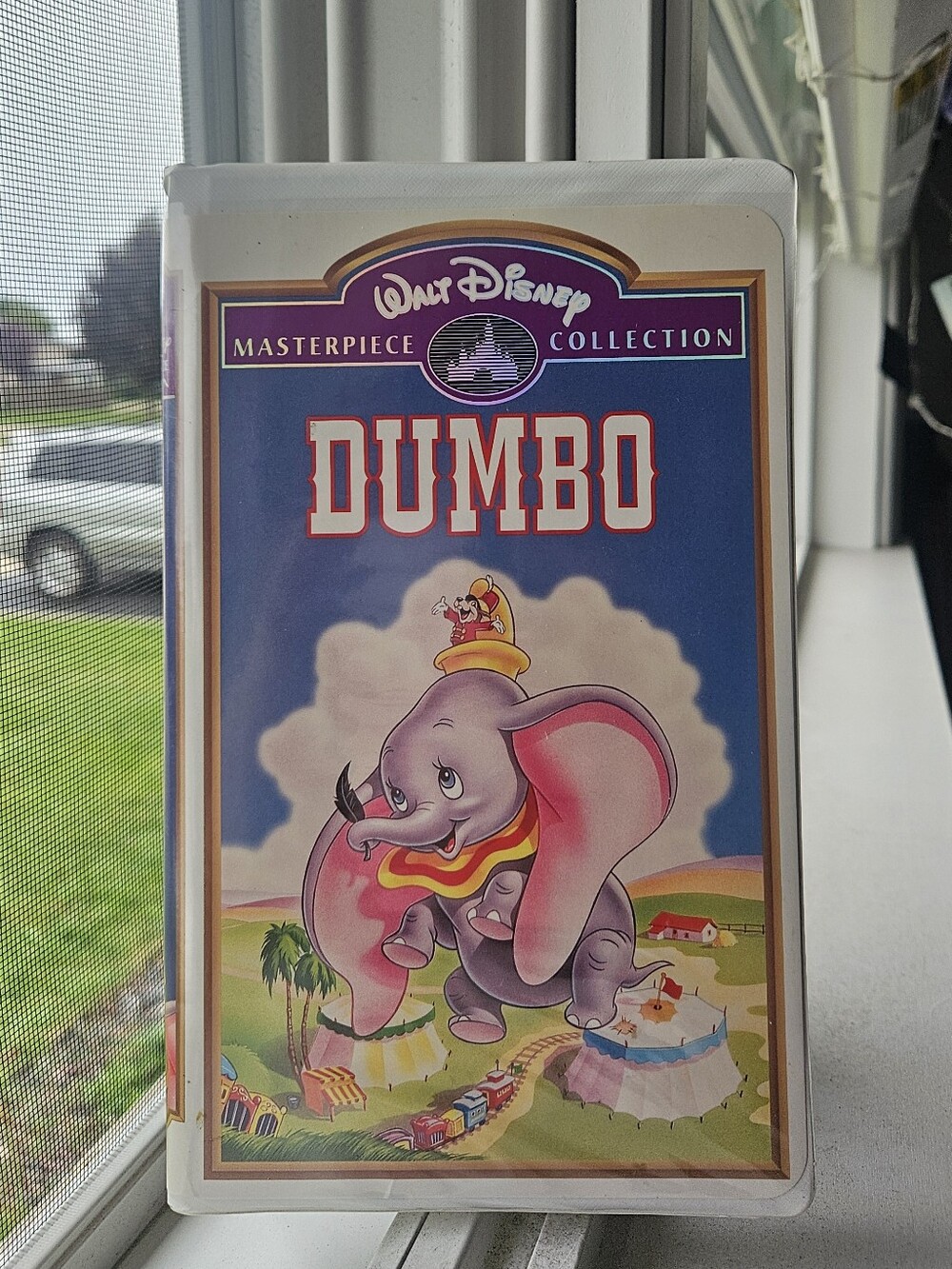 Disney Dumbo VHS tape 🪄🐘